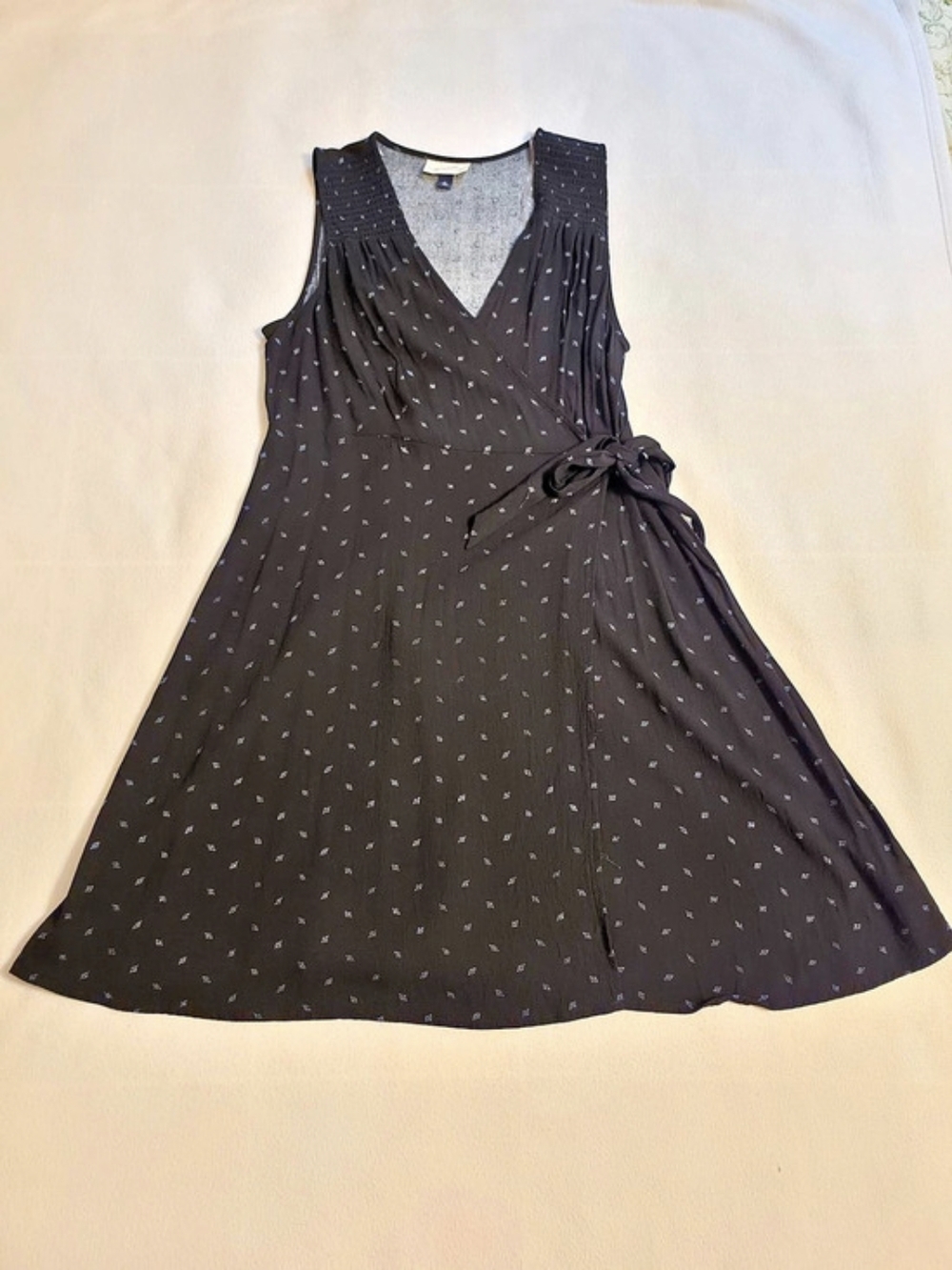Universal Thread Wrap Midi Dress in Black & Blue Size XL